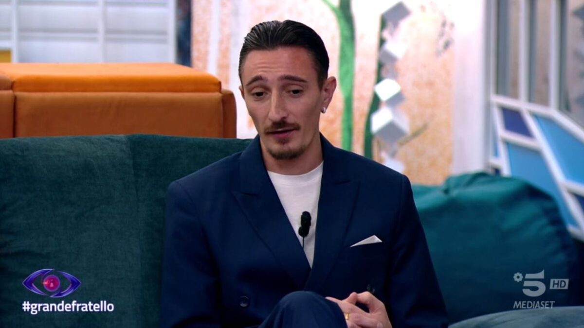 Grande Fratello, Ciro Petrone spiazza su Mirko: “Non stava tenendo un piede in due scarpe, ma…”