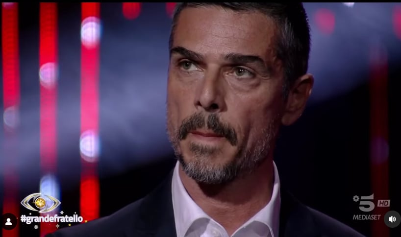 Grande Fratello, scoppia il caos tra i ‘veterani’: Massimiliano contro tutti