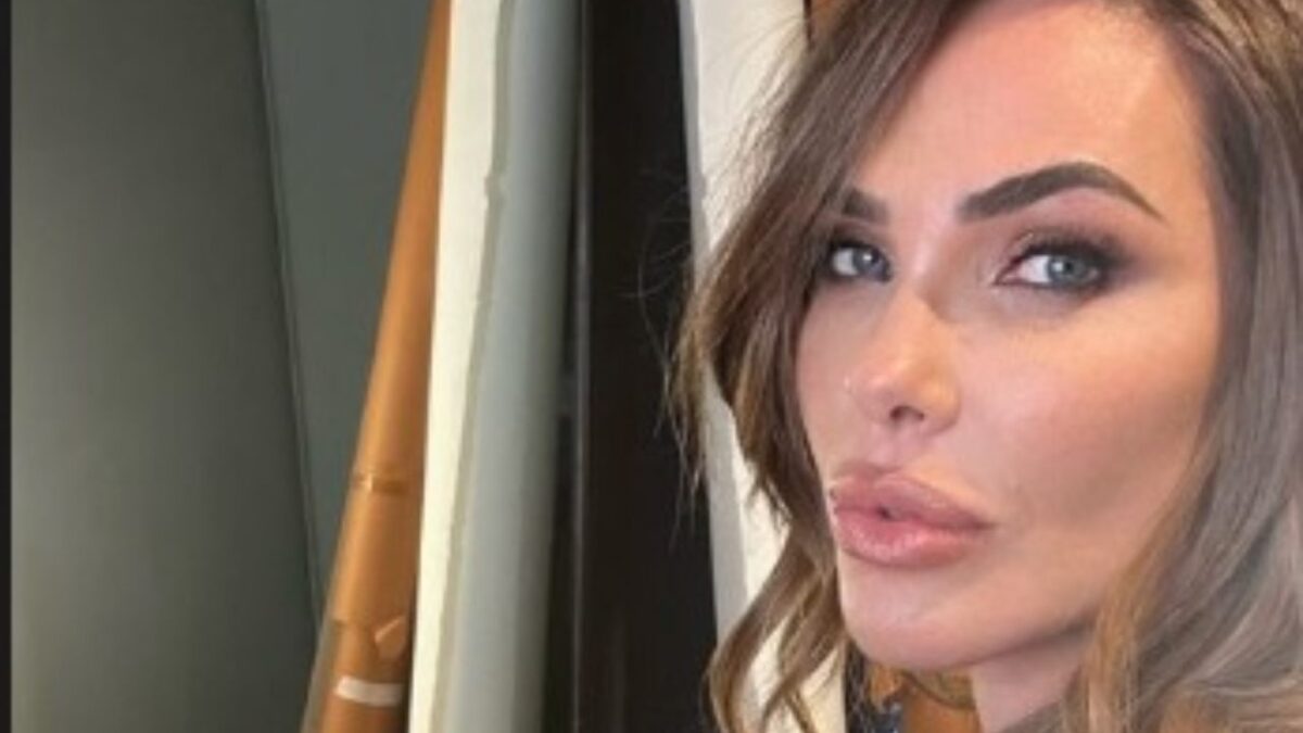 Ilary Blasi, il cachet per “Unica”: “Meno di 1 milione, Totti ne ha chiesti più di 3”