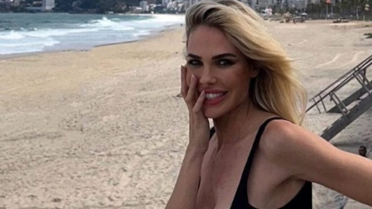 Ilary Blasi parla il ragazzo del caffè: “Abbiamo avuto rapporti intimi”