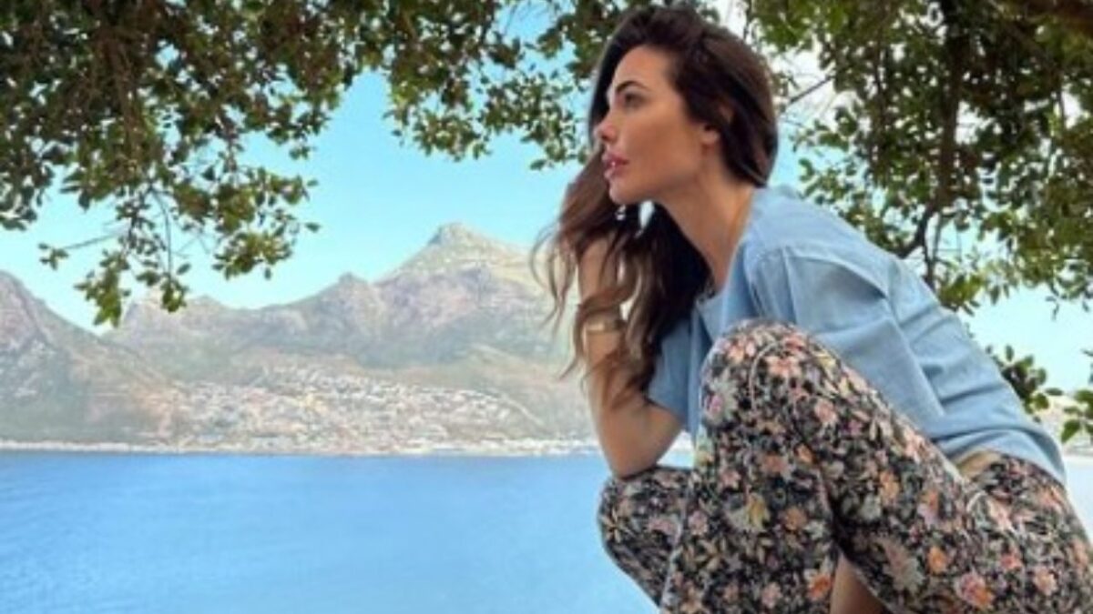 Galleria foto 'Ilary Blasi, il safari esclusivo in Africa con Bastian Muller: che sogno!' - foto 1
