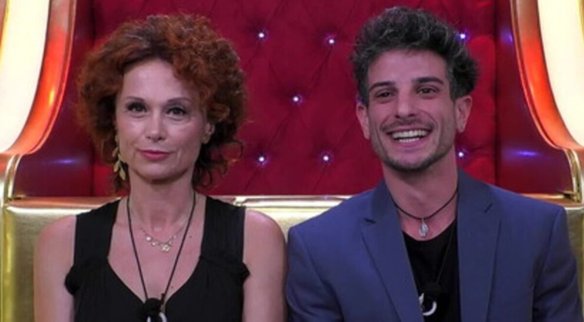 Grande Fratello, Beatrice e Giuseppe negano il bacio!