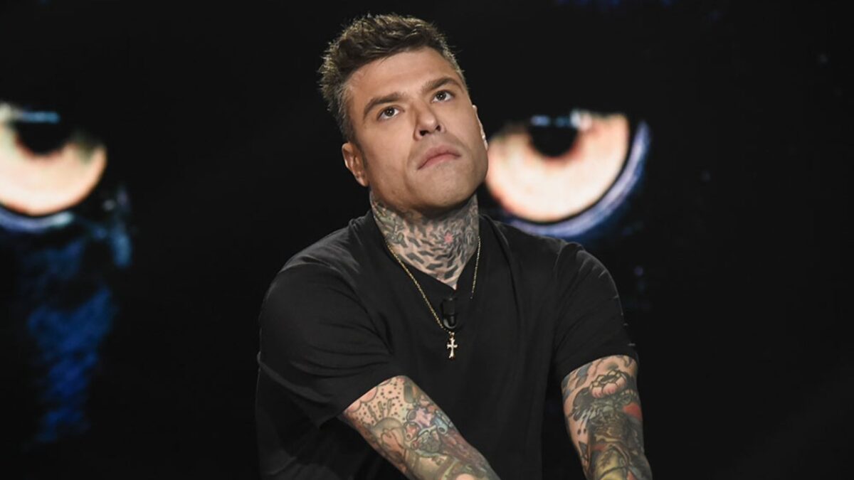 Fedez annulla l’invito di Alessandro Cattelan: “Problemi di salute”