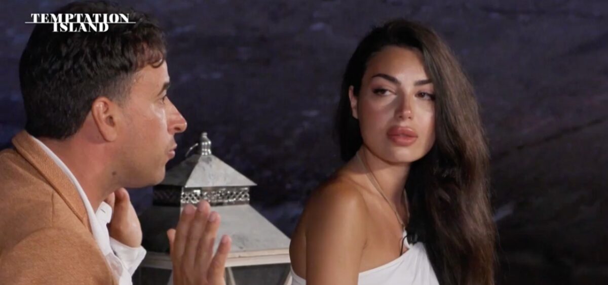 Temptation Island, Jenny ha già perdonato Tony? Lui l’avrebbe tradita con un’altra ragazza