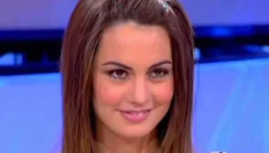 Uomini e Donne, ex tronista 20 anni dopo ha cambiato vita: “Mi ha salvato la Madonna”