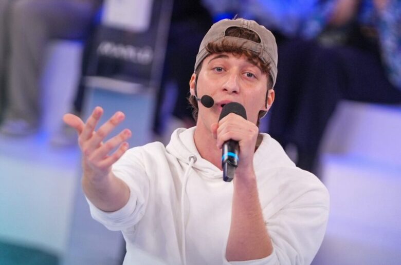 Amici, Vybes si dichiara a Francesca: “Se vinco la sfida, ci provo”, la reazione di lei