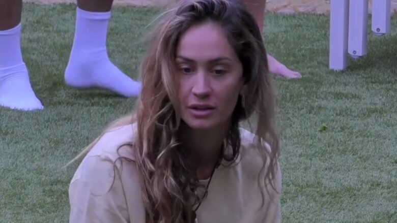 Grande Fratello, inquilini si alleano contro Helena per ‘farla fuori’