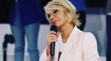 Amici, Anticipazioni Puntata 15 dicembre 2024: Ospiti e giudici