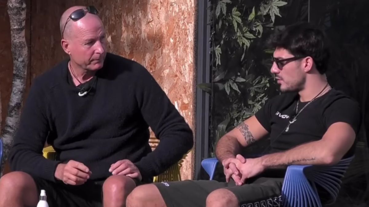 Grande Fratello, Bernardo Cherubini stronca Lorenzo Spolverato: “Se vuoi fare l’attore con me, puoi alzarti e andartene, non permetterti di…”
