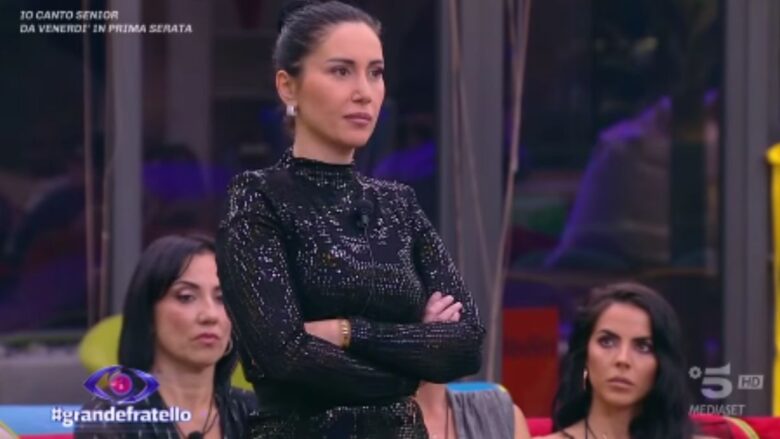 Grande Fratello, Jessica spiffera tutto su Luca:  ecco cos’è successo sotto le coperte!