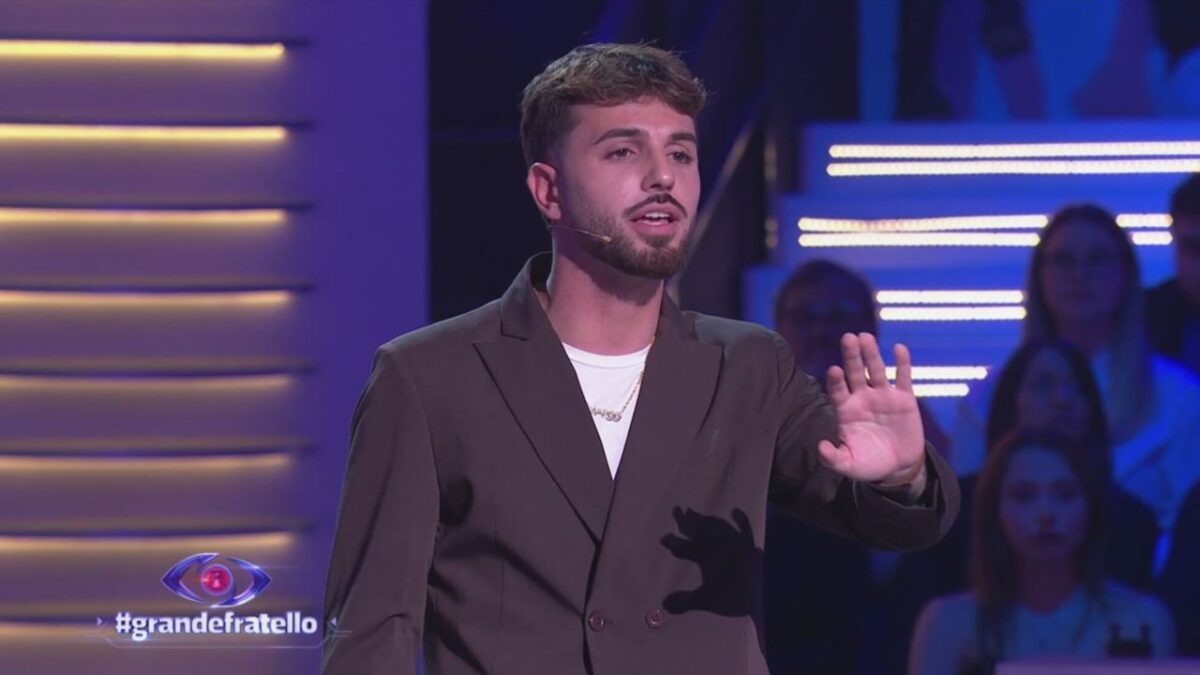 Grande Fratello, Alfonso attacca Lorenzo: “Usi Chiara per le dinamiche”