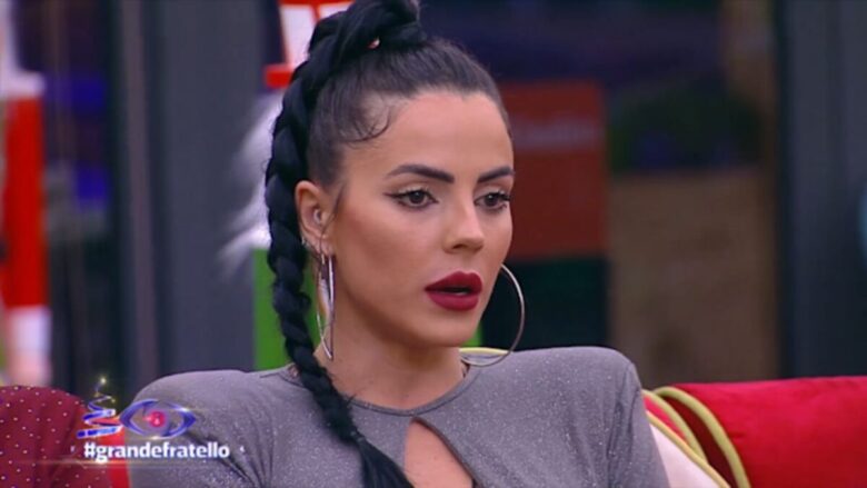 Grande Fratello, Shaila litiga col pubblico dopo l’eliminazione: “La vita non è giusta”