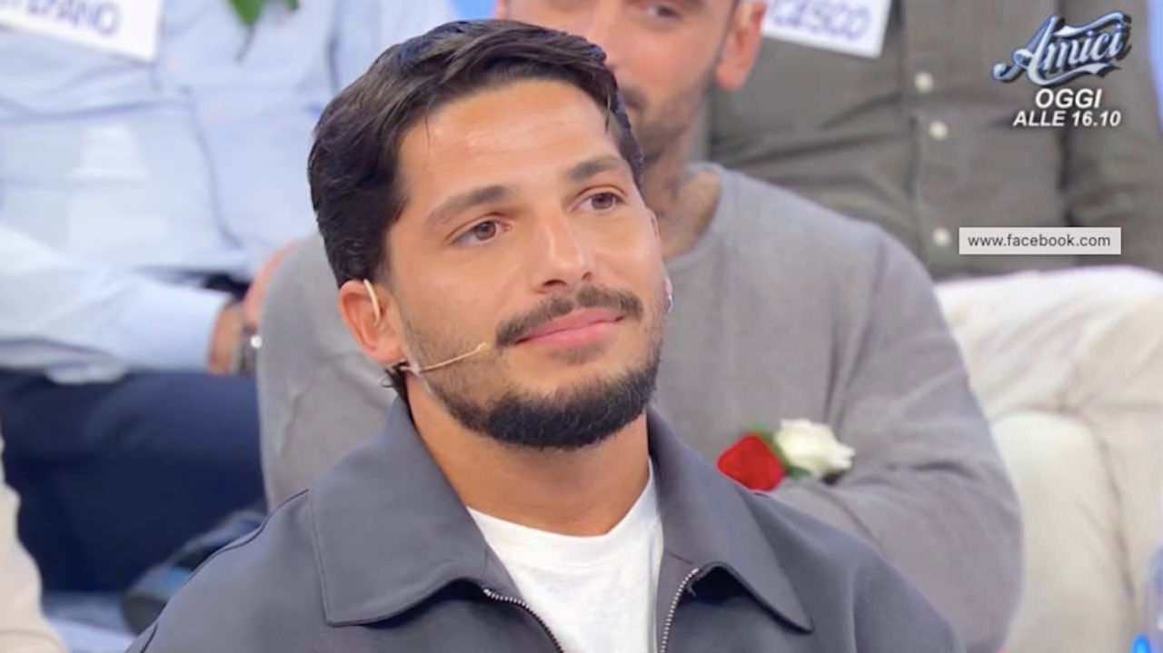 Uomini e Donne, Gianmarco sbotta contro Nadia: “Non sono un prete”