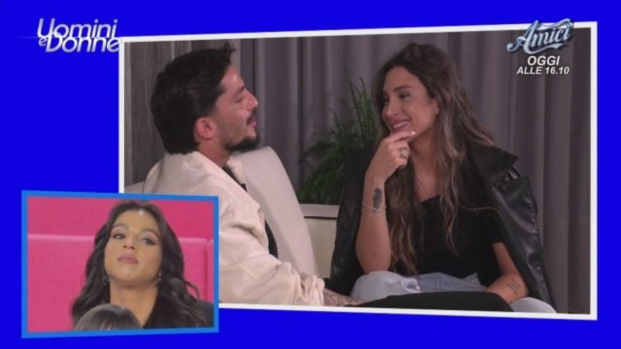 Uomini e Donne, nuova segnalazione su Cristina: frequenta un calciatore!
