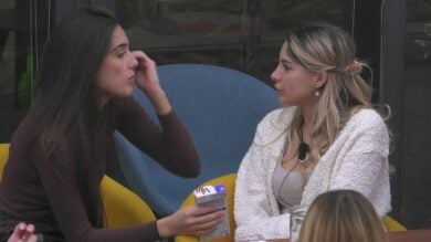 Grande Fratello, faccia a faccia tra Zeudi e Chiara: “Non è leale”