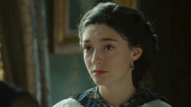 La Promessa Anticipazioni 23 novembre 2025: Angela non molla, ma…