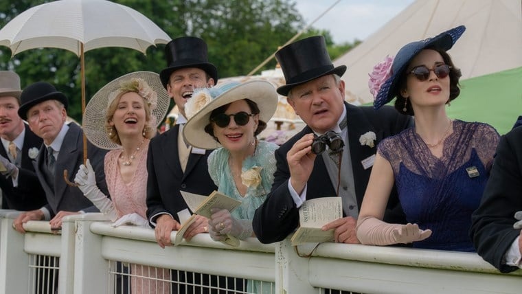 Top 8: Le migliori serie TV “confortevoli” da vedere sotto il plaid Top 8: Le migliori serie TV “confortevoli” da vedere sotto il plaid