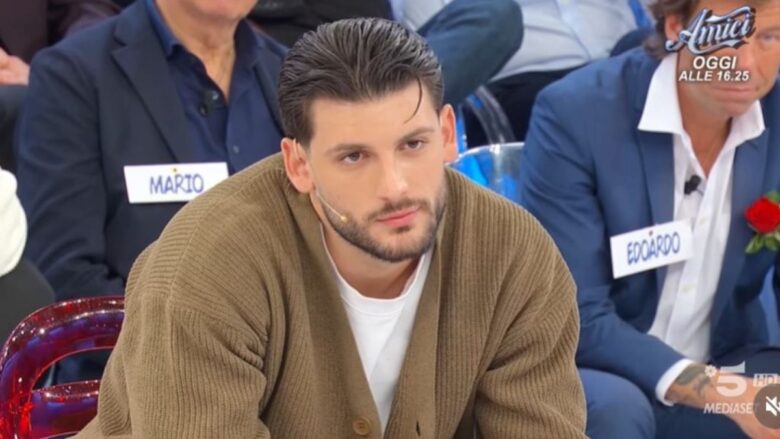 Uomini e Donne, anticipazioni registrazione 12 marzo: scelta Sara e Ciro bacia…