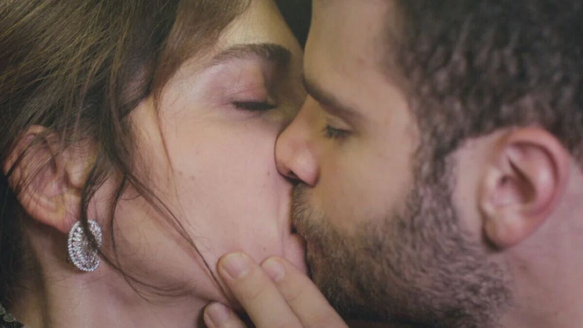 La forza di una donna, Anticipazioni Puntata 21 marzo 2026: Raif bacia Ceyda! La forza di una donna, Anticipazioni Puntata 21 marzo 2026: Raif bacia Ceyda!