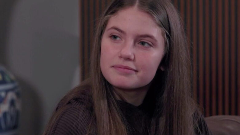 Un Posto al Sole 13 aprile 2026 Anticipazioni: Cristina fuori di sé!